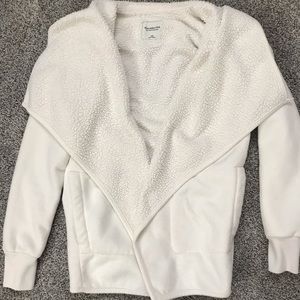 White, soft Wrap